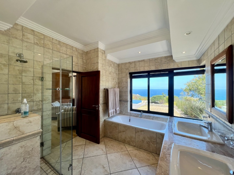 5 Bedroom Property for Sale in Oubaai Western Cape